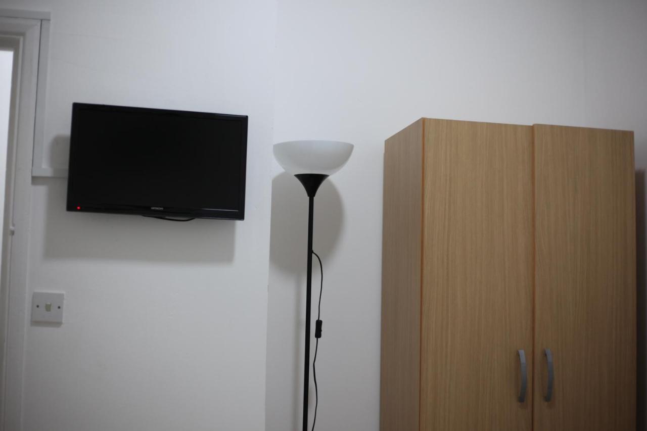 Oyo New City Lodge Londres Extérieur photo