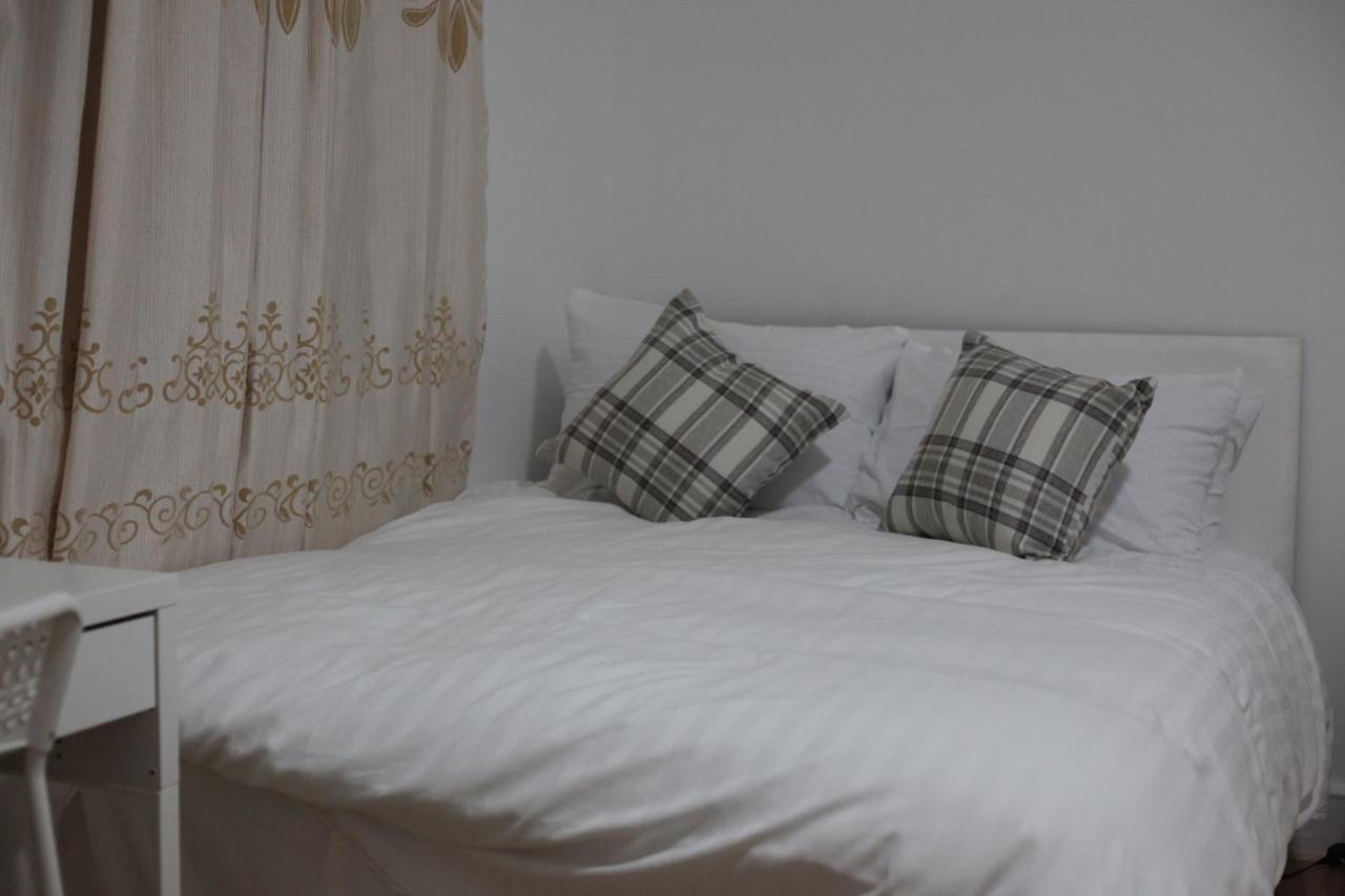 Oyo New City Lodge Londres Extérieur photo
